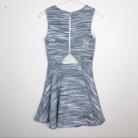 love...ady Fit and Flare Peekaboo Back Dress Sz S - Picture 2 of 8